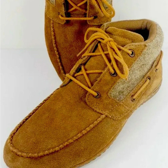 NWOT Patagonia Women’s Kula Chukka Thatcher Brown Booties - Picture 1 of 9